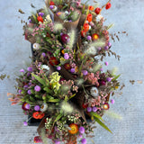DIY, Everlasting, dried flowers, dried, strawflowers, drying flowers, classic bouquet,market bouquet, seasonal, in season, in season flowers, flowers, flower bouquet, Halifax flowers, Wolfville flowers, market bouquet, flower arrangement, local, local flowers, organic, no-spray, all local, Nova Scotia, Annapolis Valley, Port Williams, Little Flora Gem, local flowers, local farm, farmer, floral, flower, Grande, Large bouquet